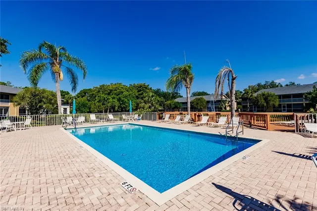 $5,000 | 1230 Yesica Ann Circle, Unit D202, Naples, FL 34110