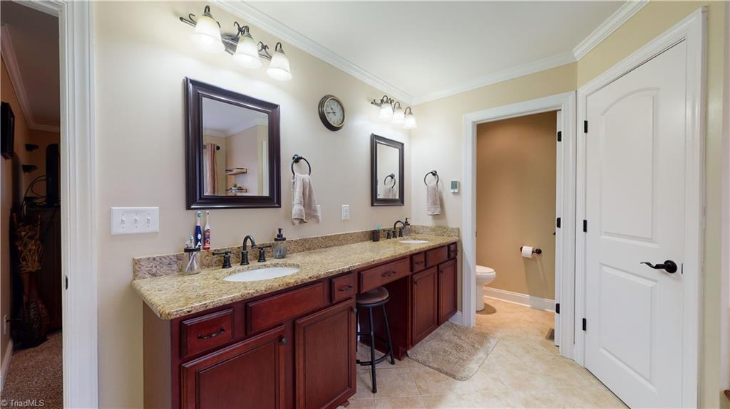 1574 Easley Road Walnut Cove, NC 27052 - Photo 22 of 50 Master bathroom - main level