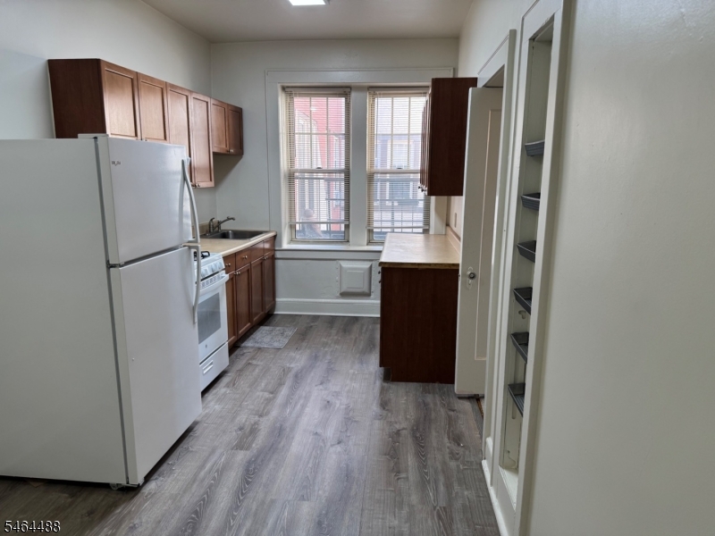 503 Carleton Road, Unit 407 Westfield, NJ 07090 - Photo 9 of 19 Gallery Image 9