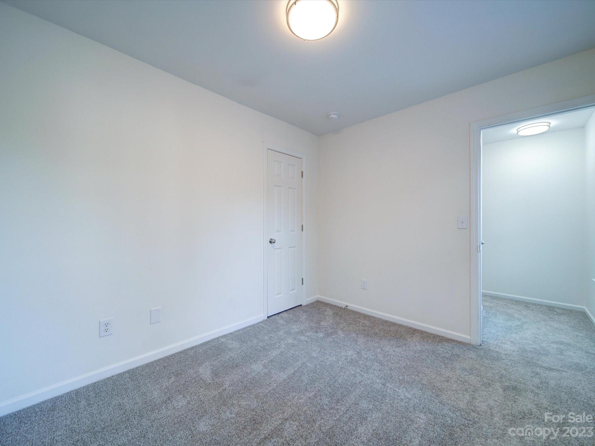 925 Key Street Charlotte, NC 28208 - Photo 23 of 41 a view of empty room