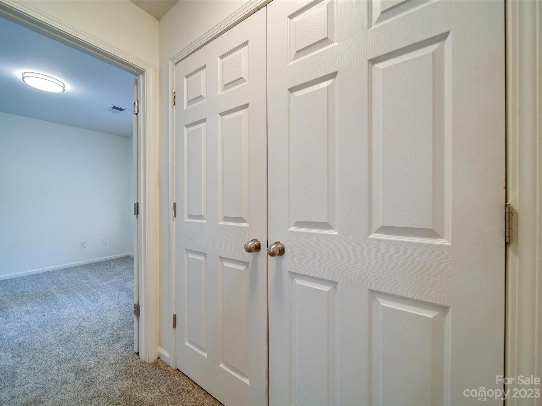 925 Key Street Charlotte, NC 28208 - Photo 33 of 41 a view of a hallway