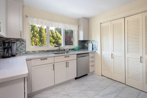 $699,000 | 4 Blackhall Court, Marion, MA 02738