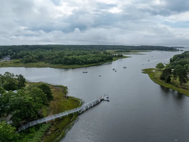 $699,000 | 4 Blackhall Court, Marion, MA 02738