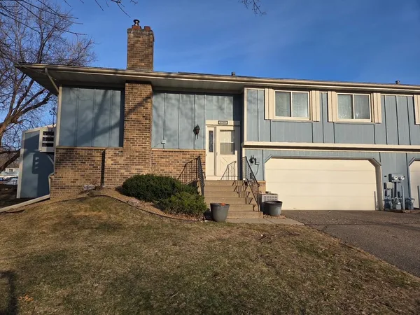 $250,000 | 6859 MacBeth Court, Woodbury, MN 55125