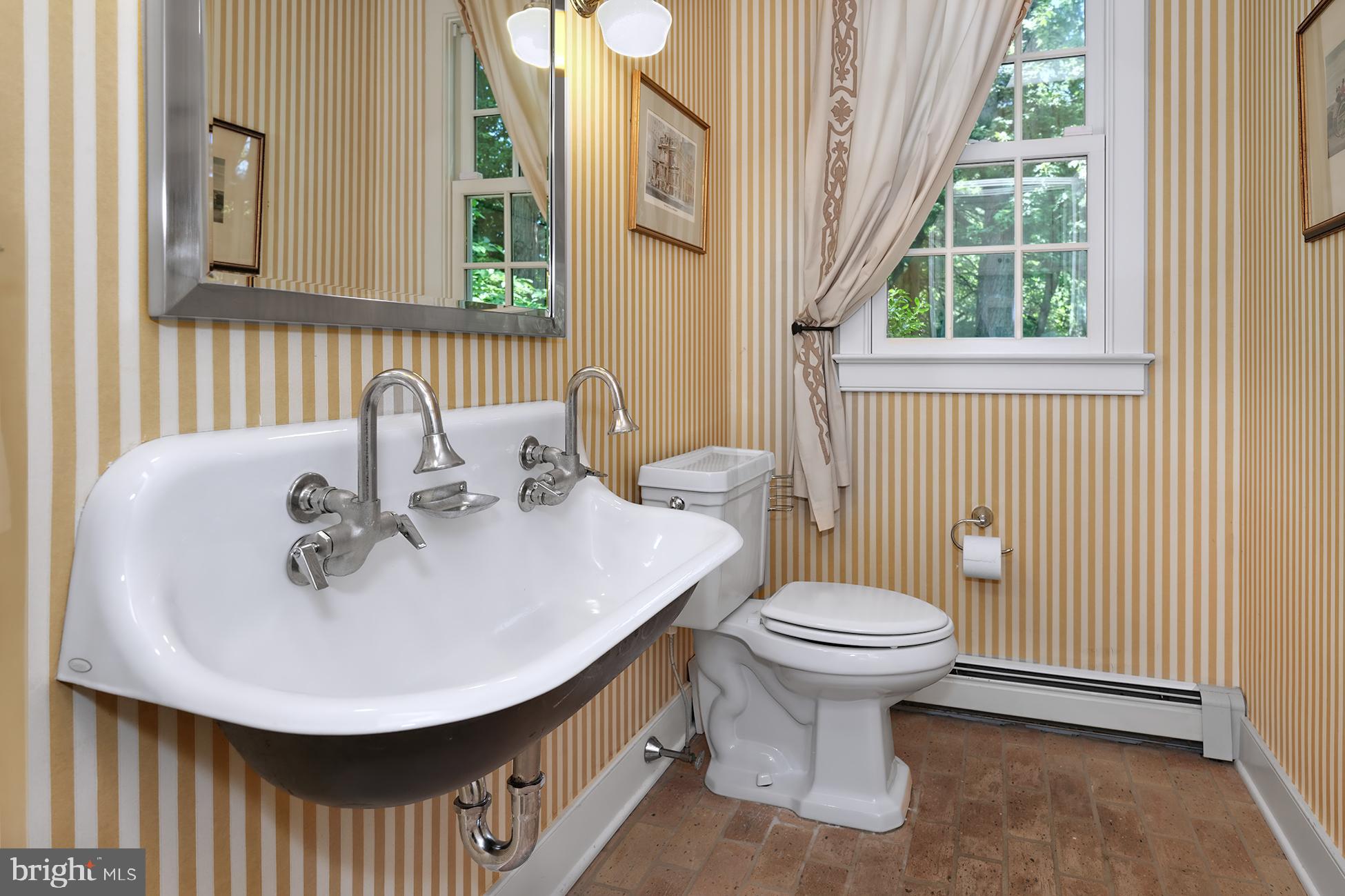984 Mercer Road Princeton, NJ 08540 - Photo 11 of 44