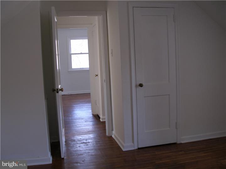 393 Madison Road Springfield, PA 19064 - Photo 11 of 16