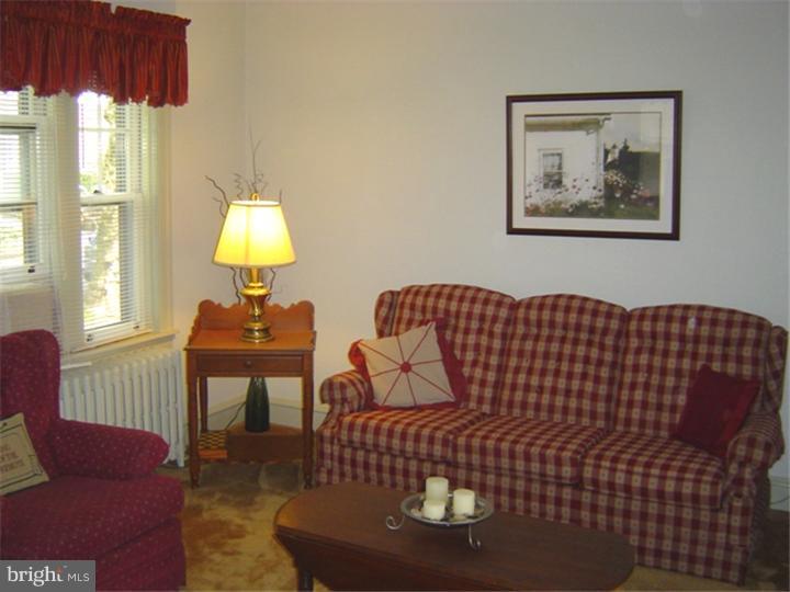 500 March Street Shillington, PA 19607 - Photo 3 of 25 Living Room