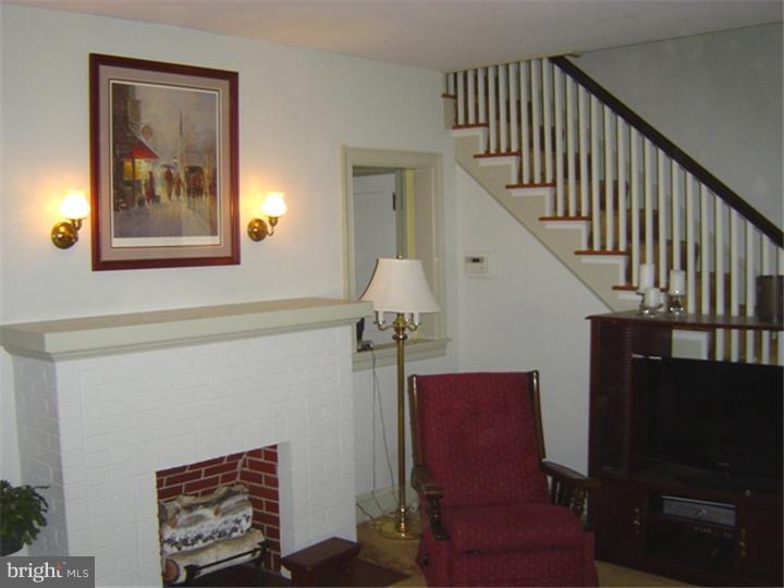 500 March Street Shillington, PA 19607 - Photo 5 of 25 Fireplace