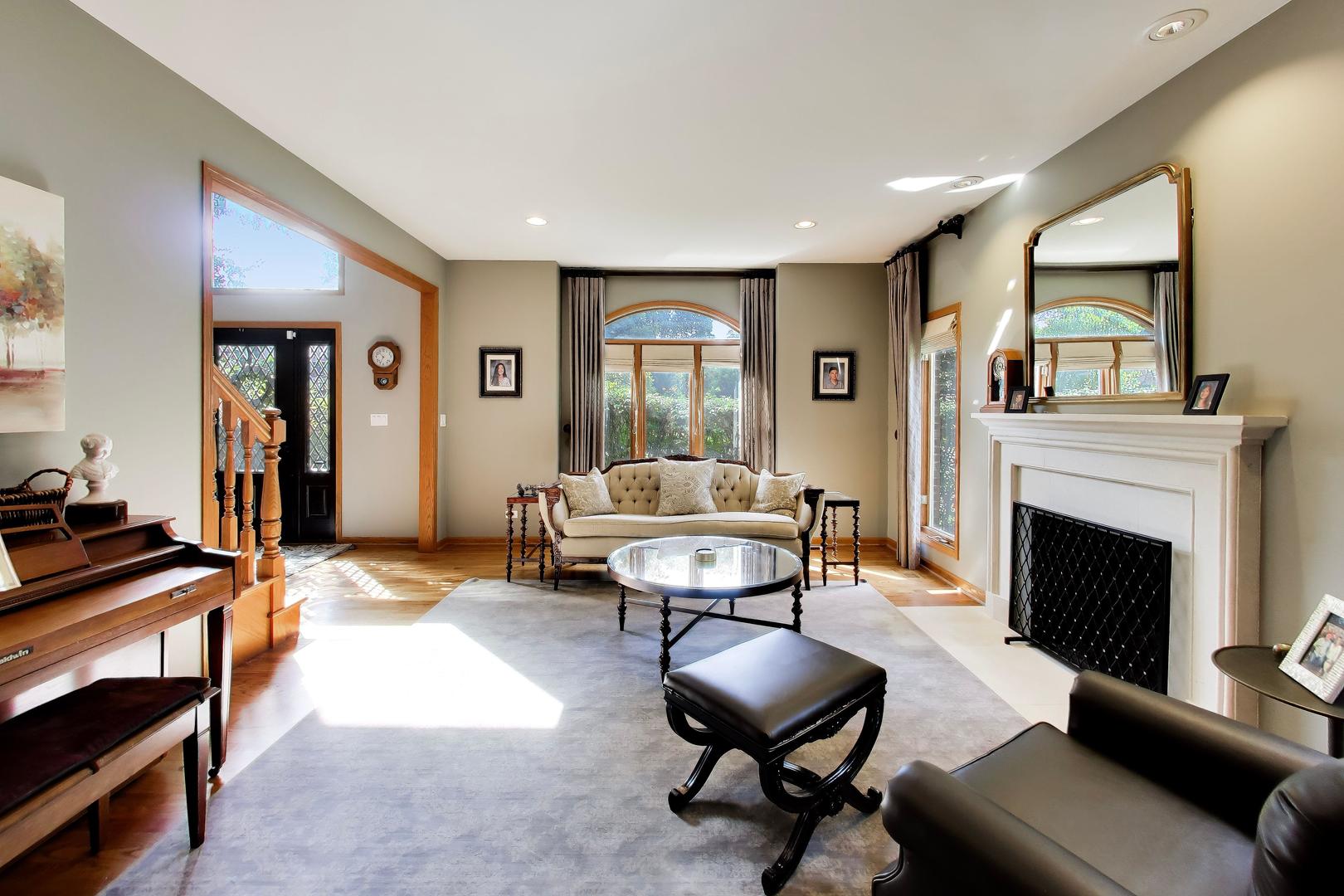1425 Tyrell Avenue Park Ridge, IL 60068 - Photo 8 of 55 Gallery Image 8