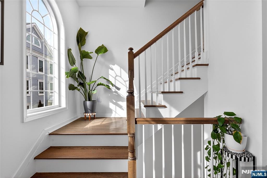 165 Roosevelt Drive Wood-Ridge, NJ 07075 - Photo 27 of 50