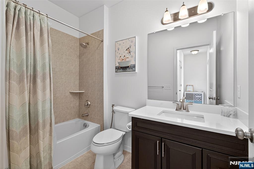 165 Roosevelt Drive Wood-Ridge, NJ 07075 - Photo 42 of 50