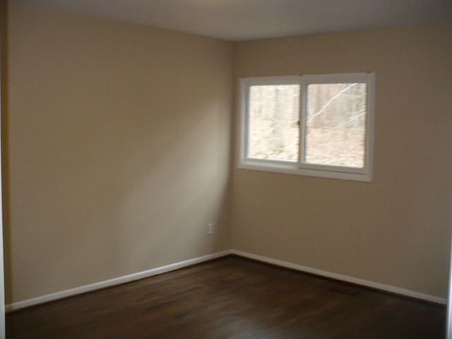 5329 Russell Road Durham, NC 27712 - Photo 13 of 18 br3