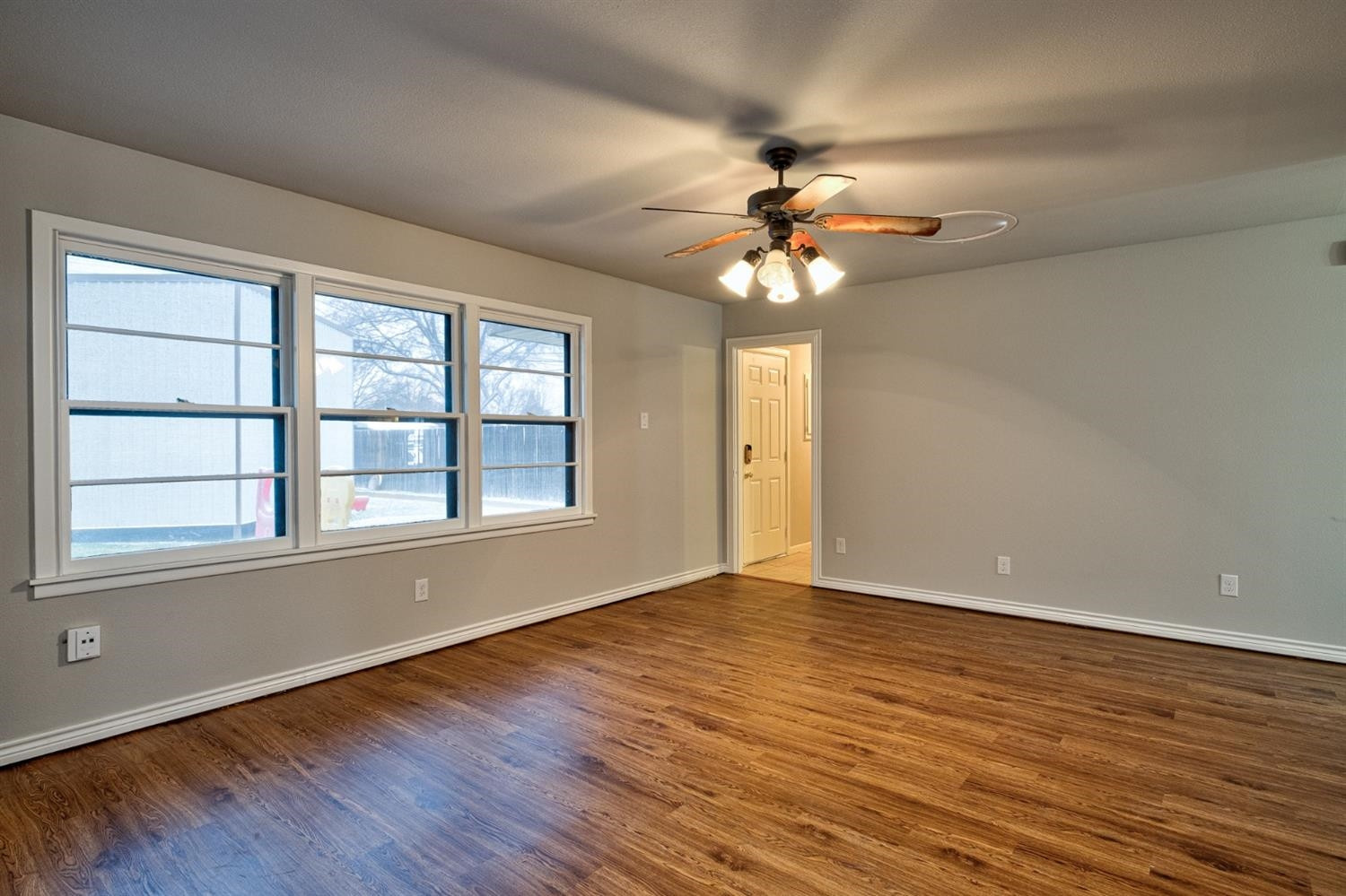 4917 44th Street Lubbock, TX 79414 - Photo 6 of 25 Photo 6