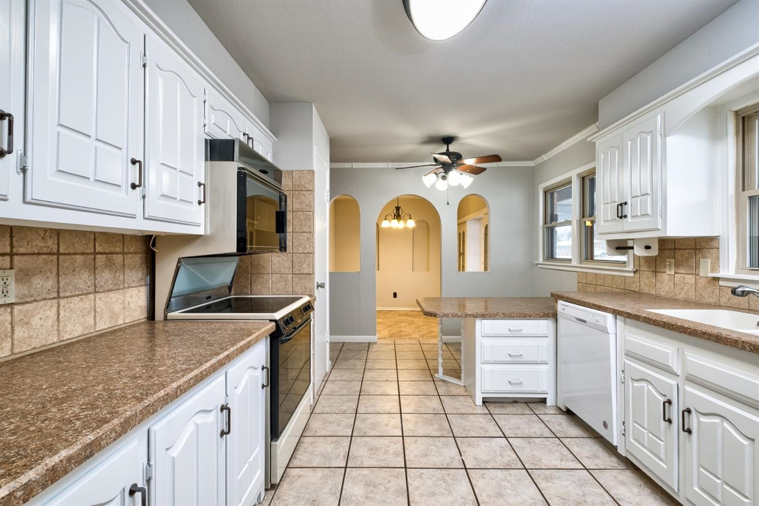 4917 44th Street Lubbock, TX 79414 - Photo 7 of 25 Photo 7