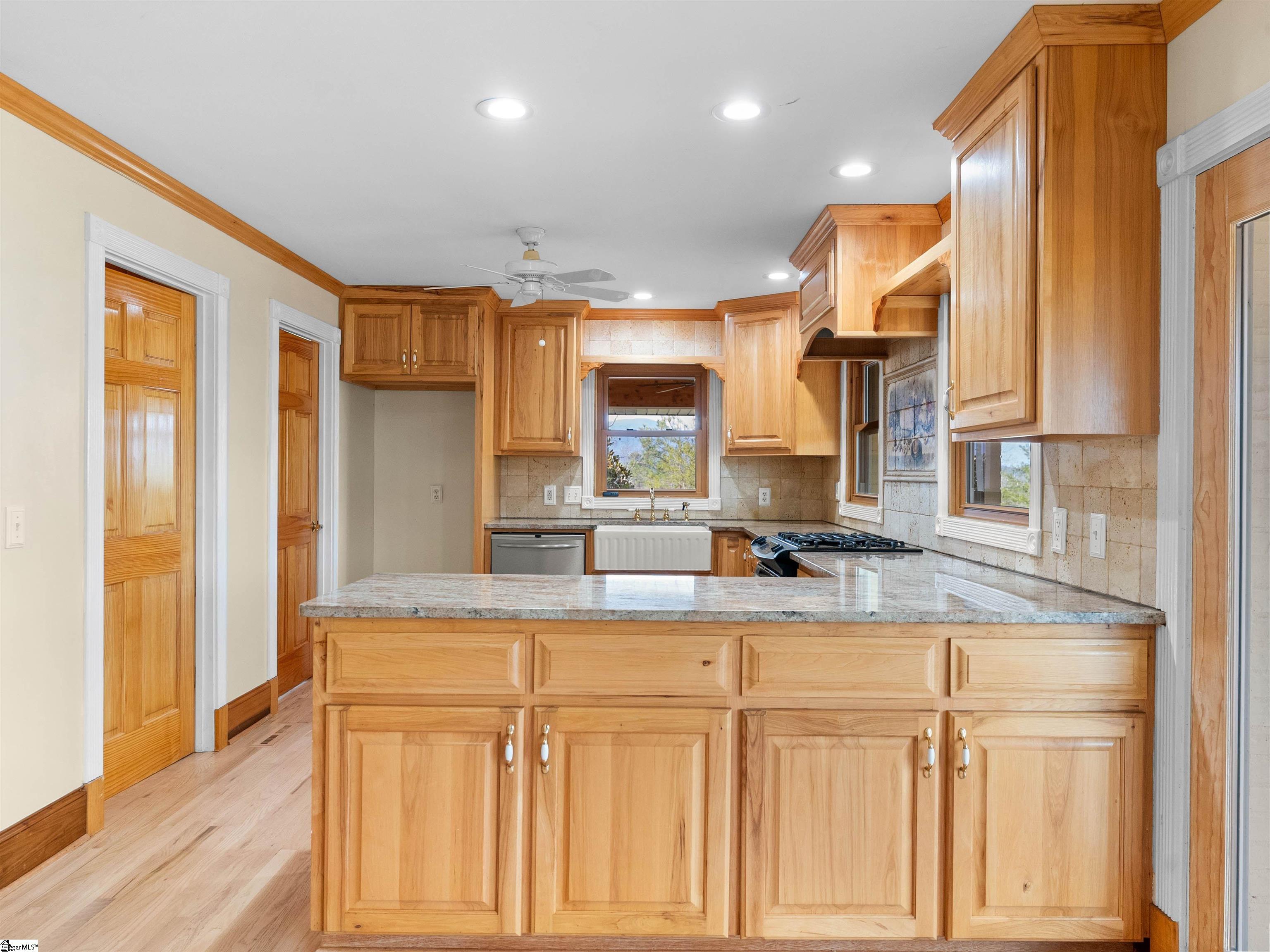 4484 Hawkins Road Greer, SC 29651 - Photo 15 of 49 Gallery Image 15