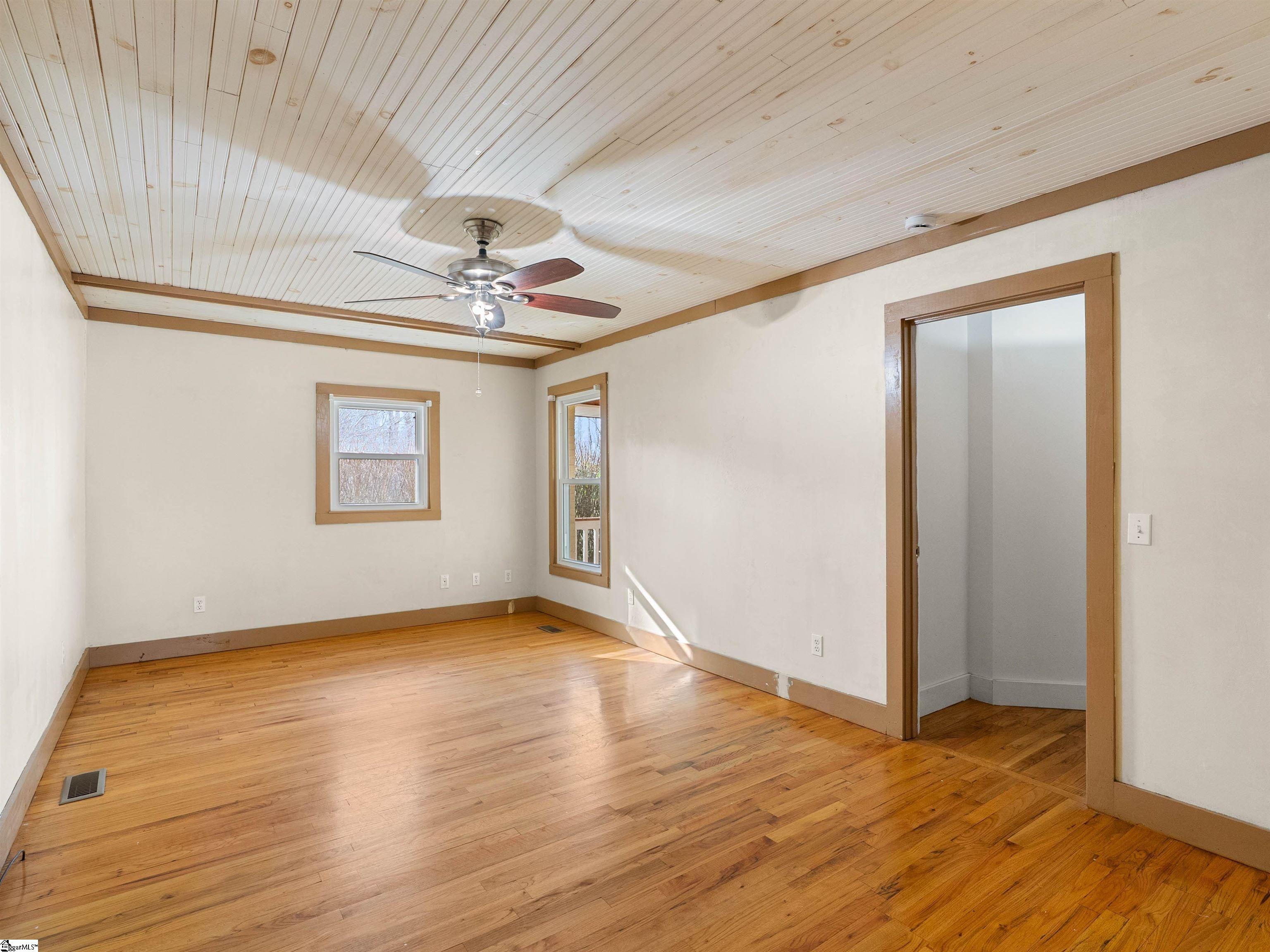 4484 Hawkins Road Greer, SC 29651 - Photo 30 of 49 Gallery Image 30