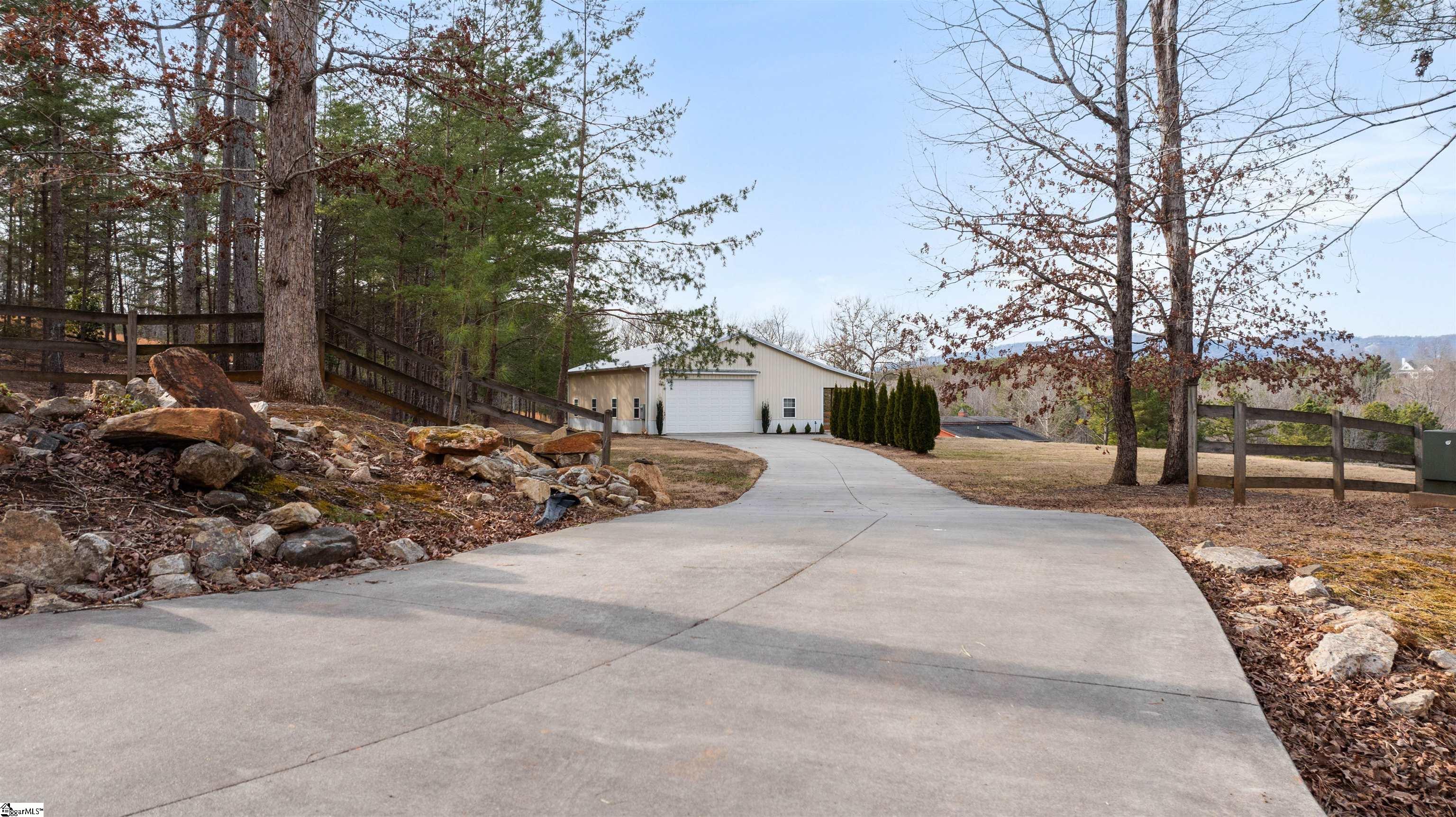 4484 Hawkins Road Greer, SC 29651 - Photo 35 of 49 Gallery Image 35