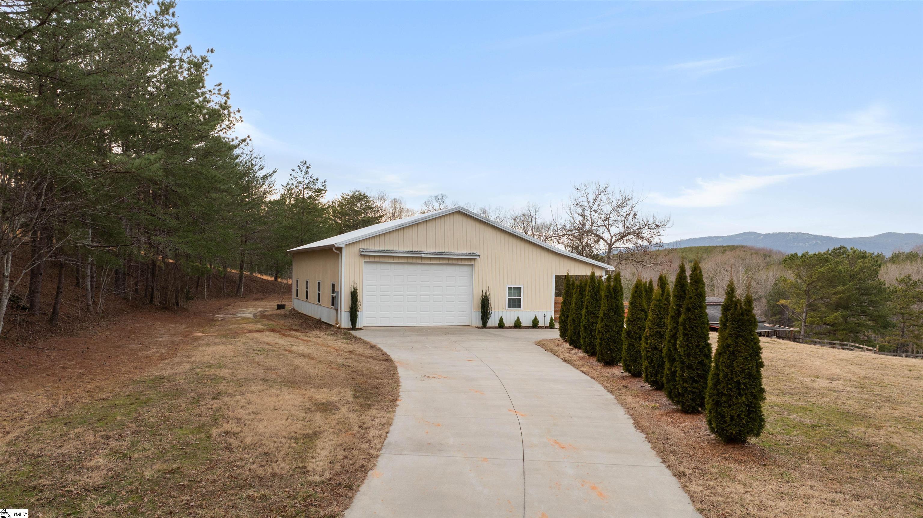4484 Hawkins Road Greer, SC 29651 - Photo 37 of 49 Gallery Image 37