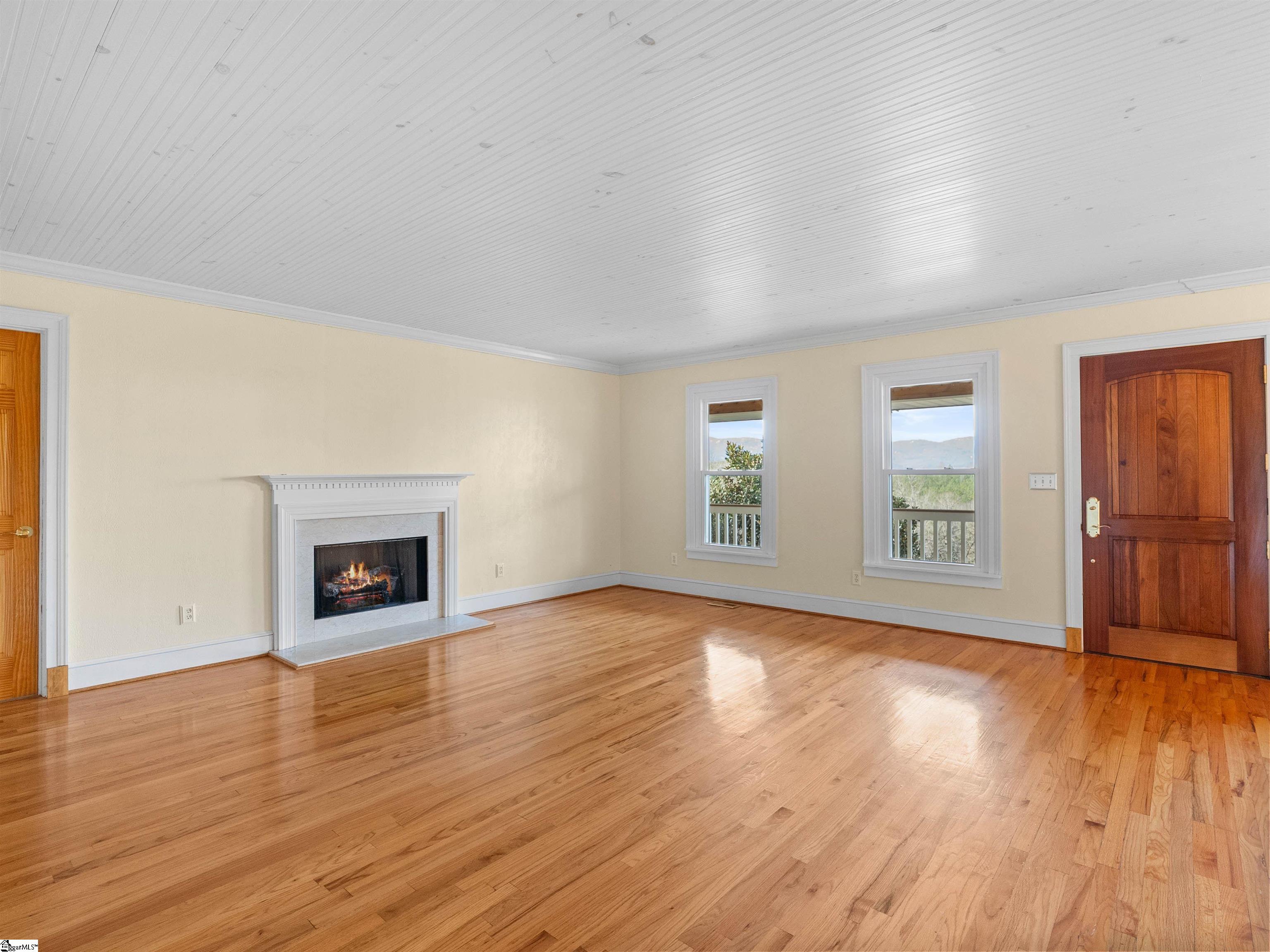 4484 Hawkins Road Greer, SC 29651 - Photo 9 of 49 Gallery Image 9
