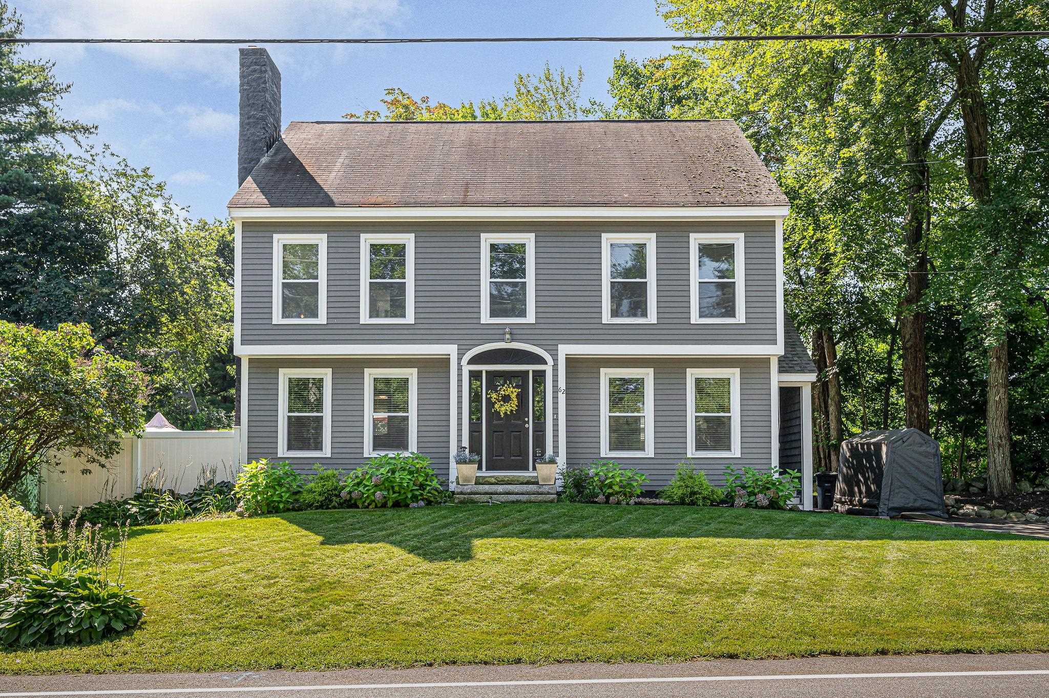 62 Robinson Road Nashua, NH 03060 - Photo 1 of 40 Gallery Image 1