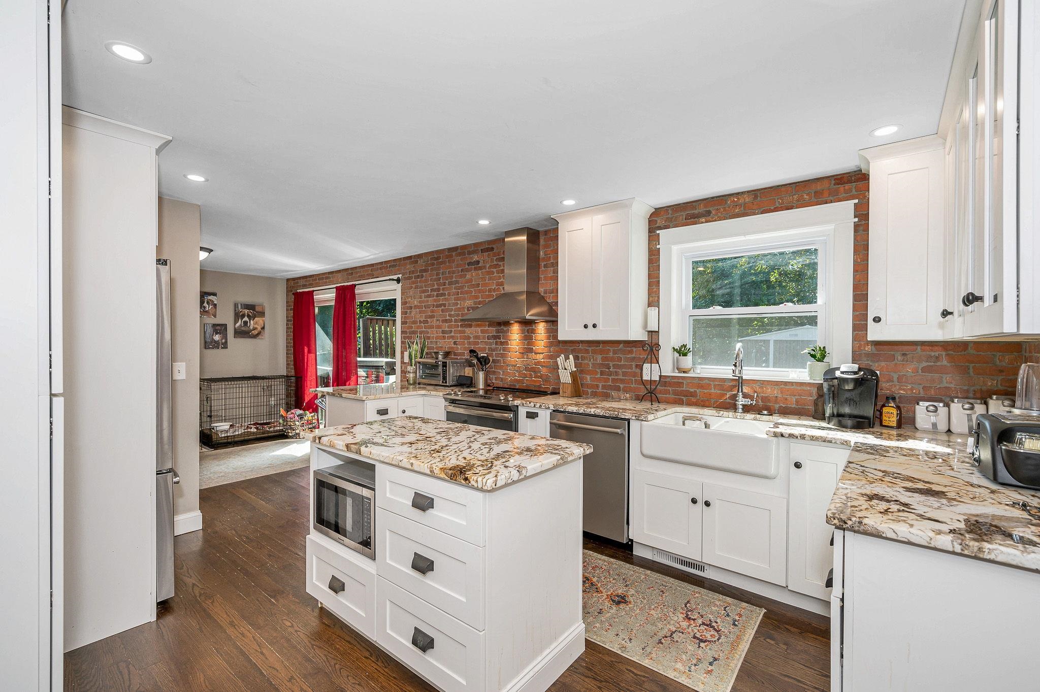 62 Robinson Road Nashua, NH 03060 - Photo 37 of 40 Gallery Image 37