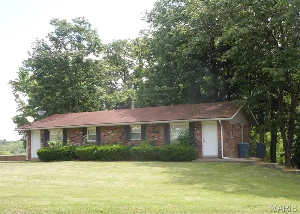 $165,000 | 1100 Arrowhead Drive, Collinsville, IL 62234