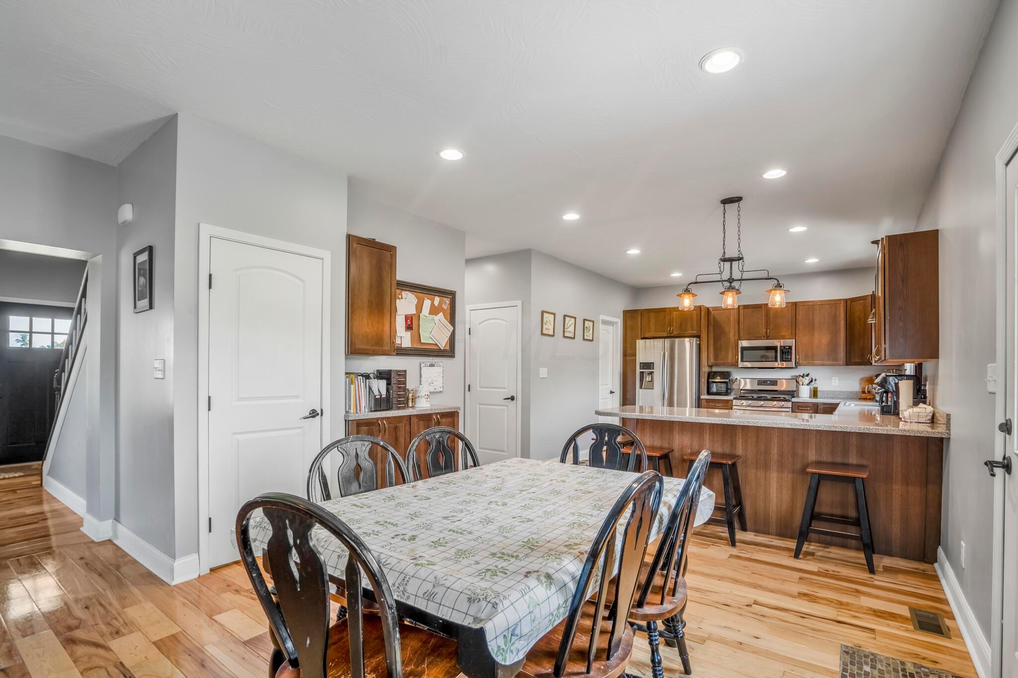 499 Carroll Eastern Road Northeast Lancaster, OH 43130 - Photo 11 of 37 Great Room