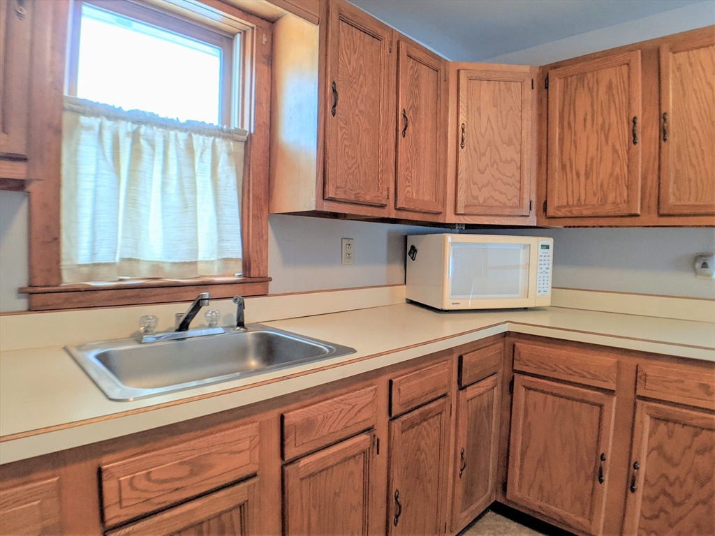 62 Main Street, Unit 2 Upton, MA 01568 - Photo 4 of 19