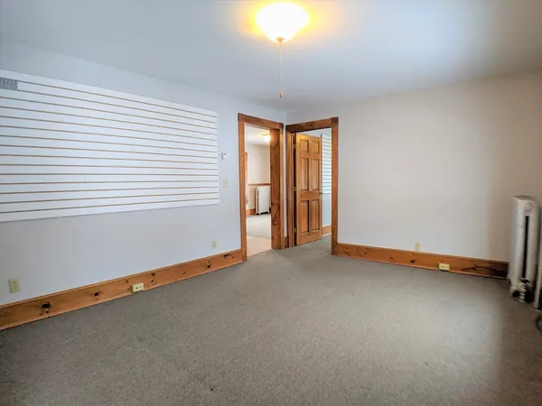 $1,400 | 62 Main Street, Unit 2, Upton, MA 01568