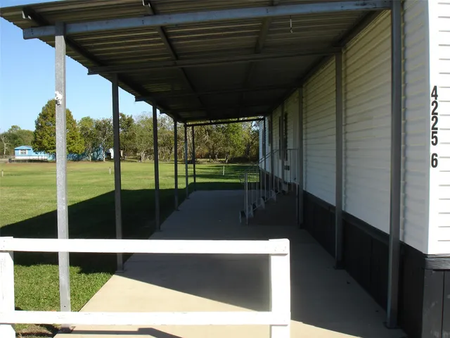 a view of outdoor space