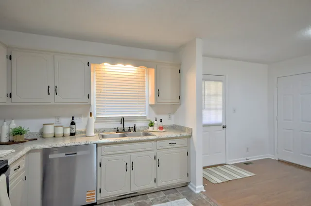 $1,650 | 921 Merritt Lewis Lane, Clarksville, TN 37042