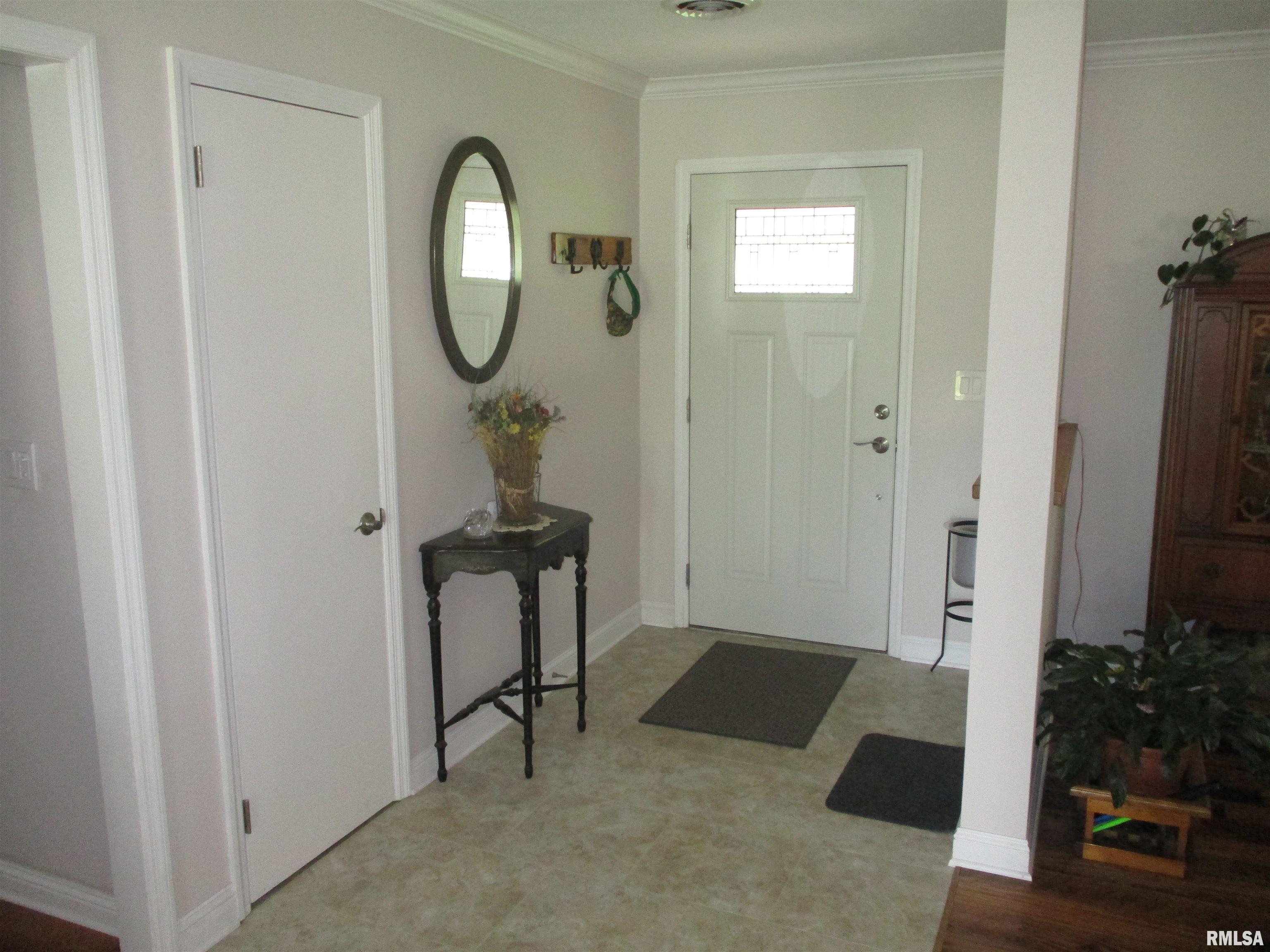 8582 Summers Road Benton, IL 62812 - Photo 23 of 48