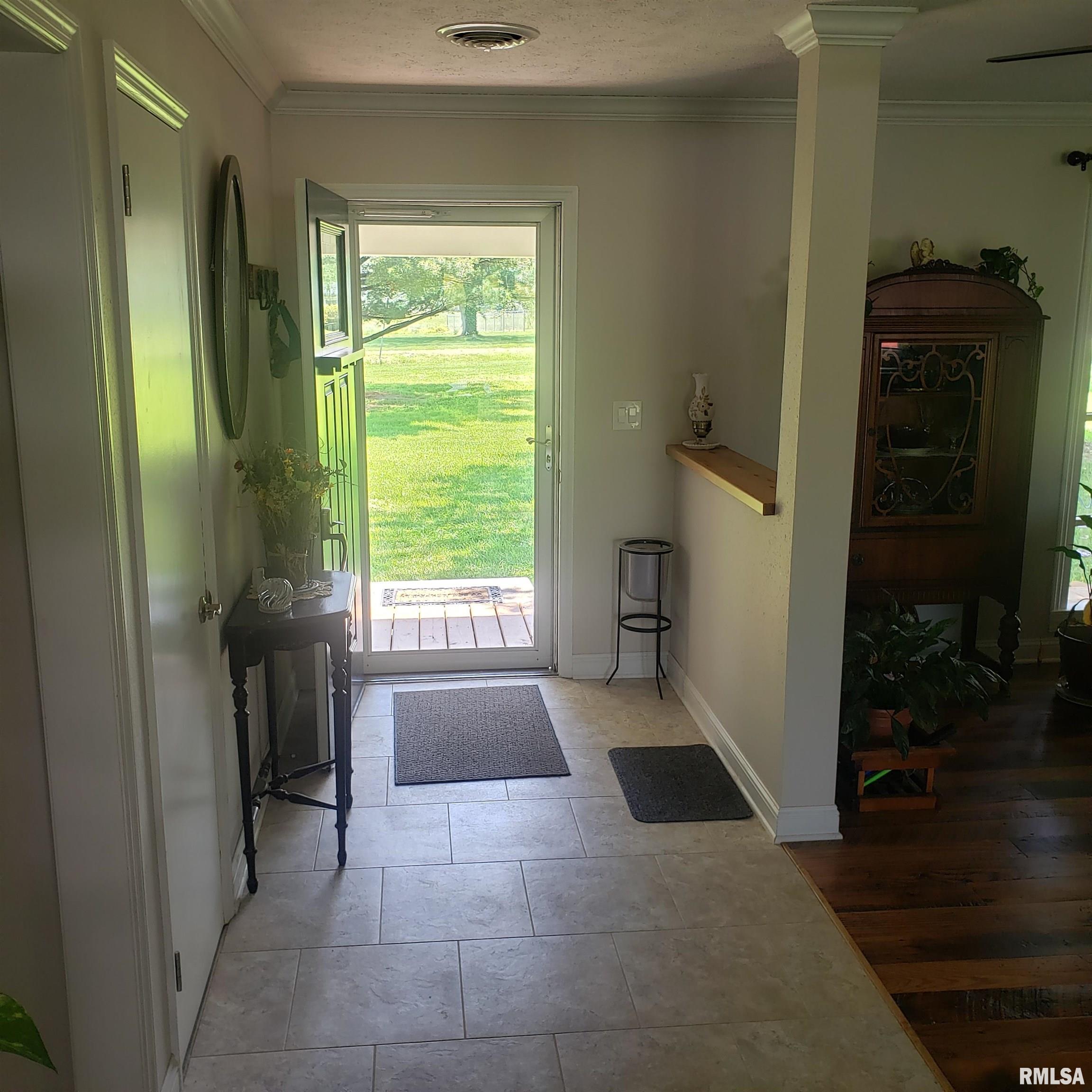 8582 Summers Road Benton, IL 62812 - Photo 24 of 48