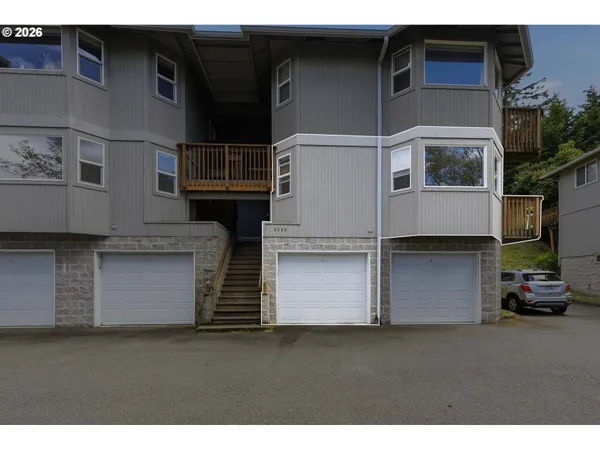 $245,000 | 3840 Buccaneer Lane, Unit A, North Bend, OR 97459
