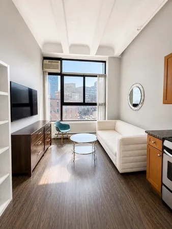 $2,800 | 12 Stoneholm Street, Unit 428, Boston, MA 02115