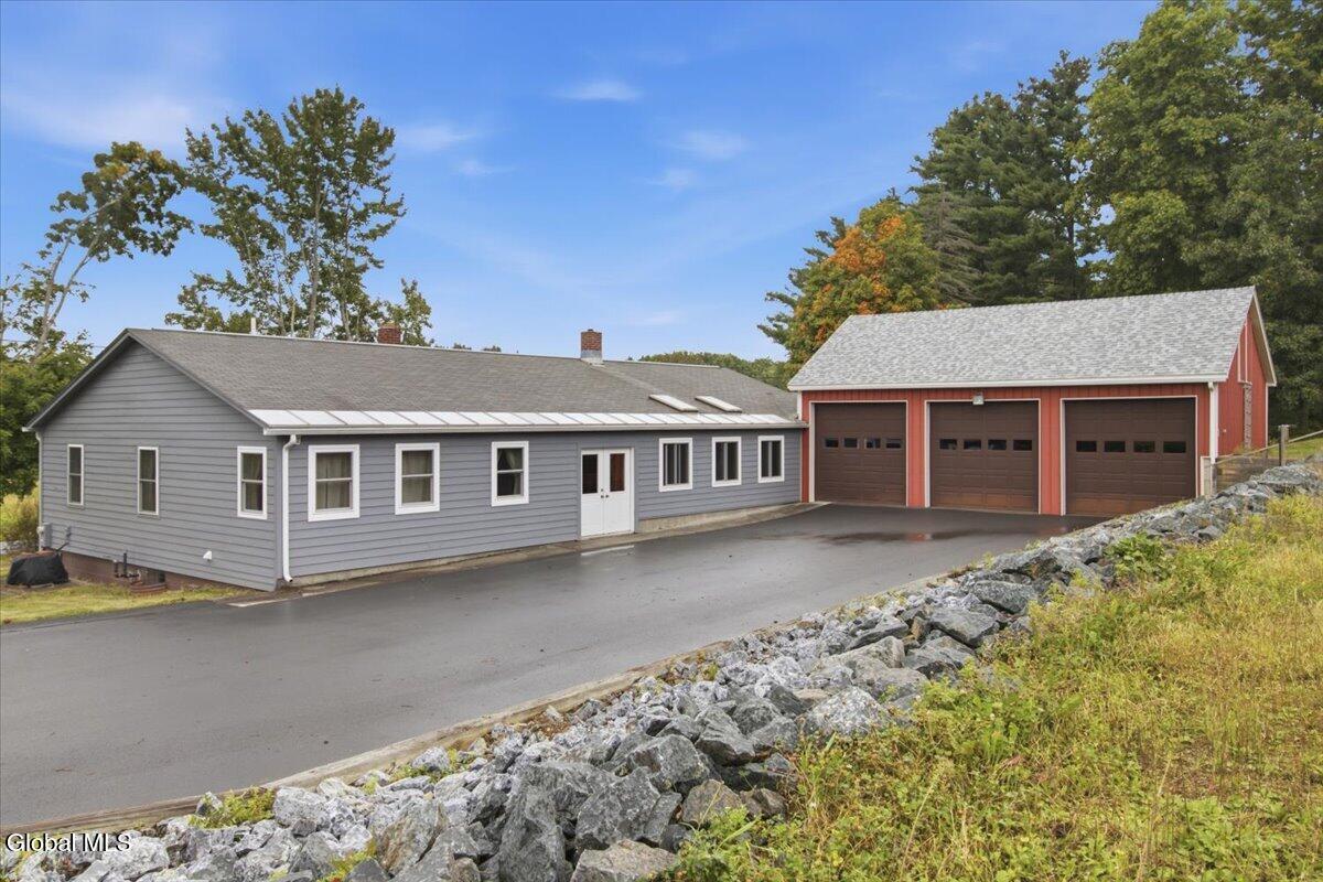 474 Groveside Road Pittstown, NY 12090 - Photo 4 of 26 House