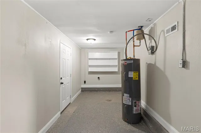 $130,500 | 9806 Winkler Drive, St. Louis, MO 63136