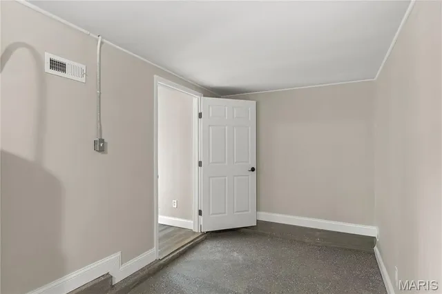 $130,500 | 9806 Winkler Drive, St. Louis, MO 63136