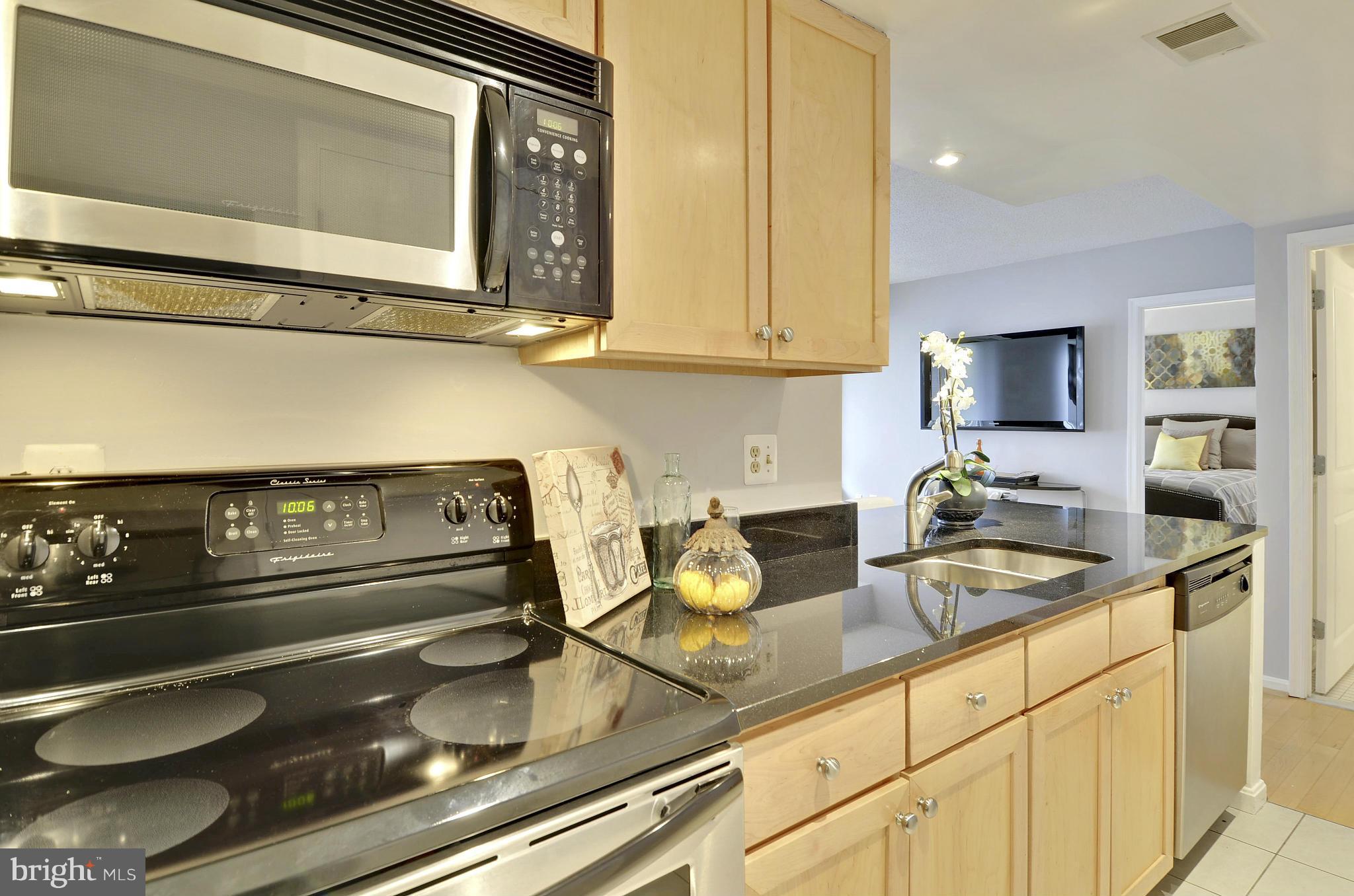 1225 13th Street Northwest, Unit 213 Washington, DC 20005 - Photo 11 of 17 Kitchen