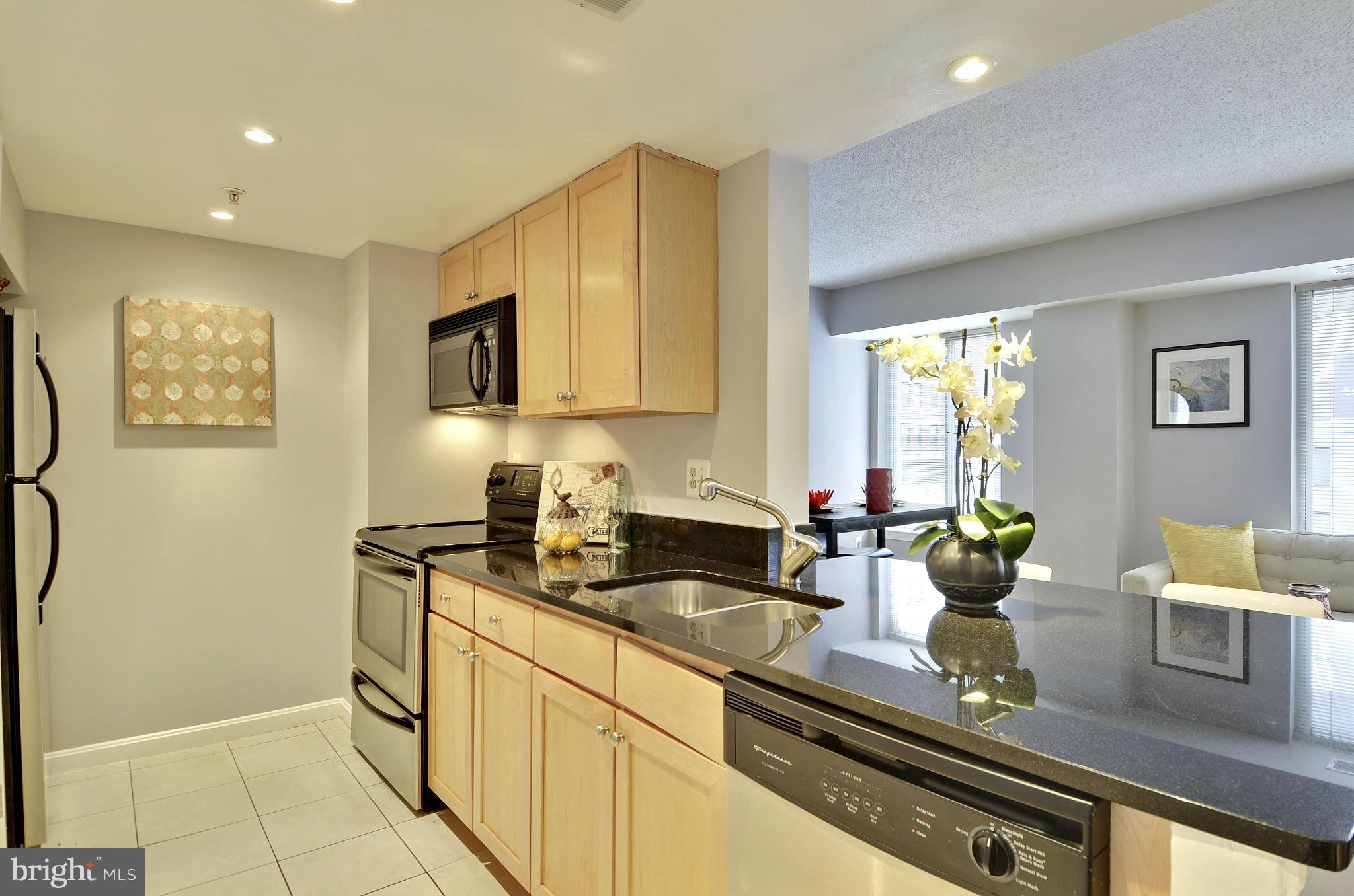 1225 13th Street Northwest, Unit 213 Washington, DC 20005 - Photo 10 of 17 Kitchen