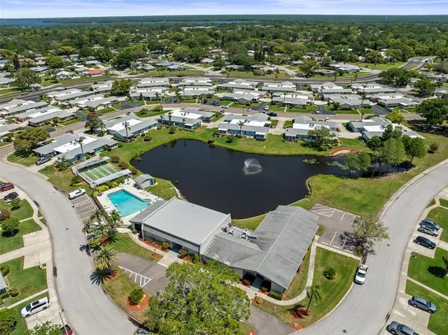 $216,900 | 2238 Lark Circle West, Unit D, Palm Harbor, FL 34684