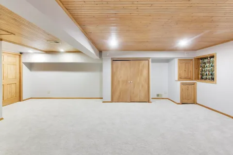 $649,000 | 8 Hampton Court, Mundelein, IL 60060