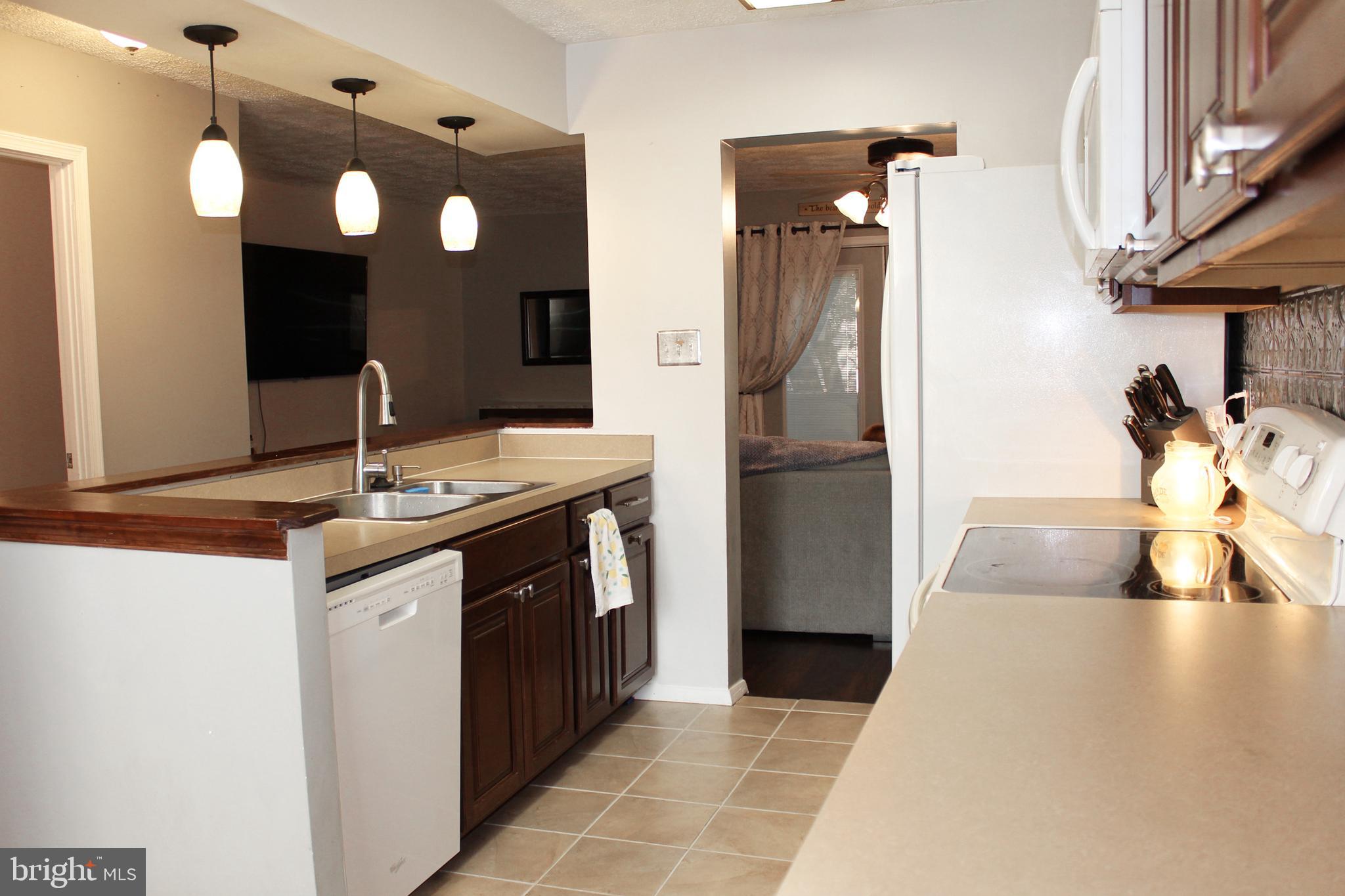 11 Mooring Court Baltimore, MD 21221 - Photo 5 of 33