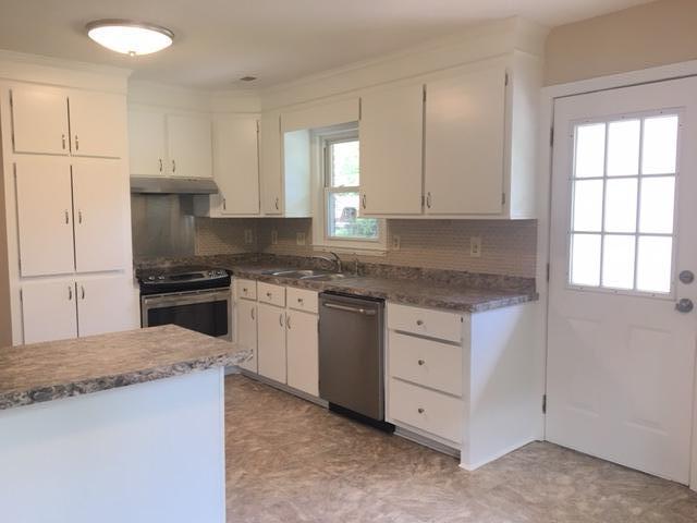 115 Englewood Road Goose Creek, SC 29445 - Photo 6 of 30 IMG_1170
