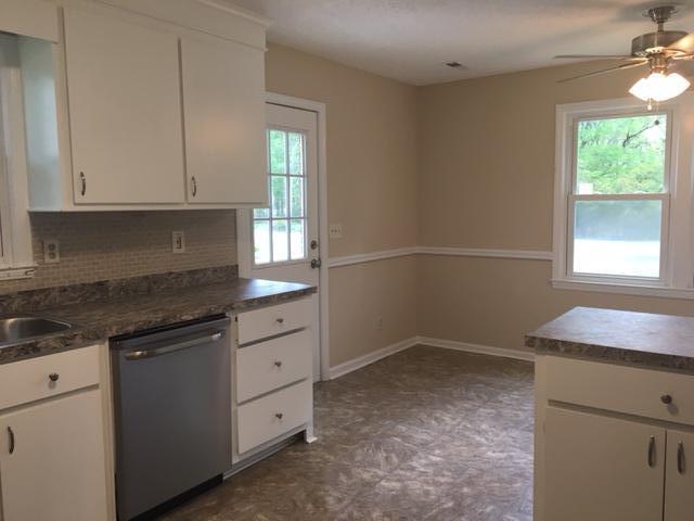 115 Englewood Road Goose Creek, SC 29445 - Photo 10 of 30 IMG_1176