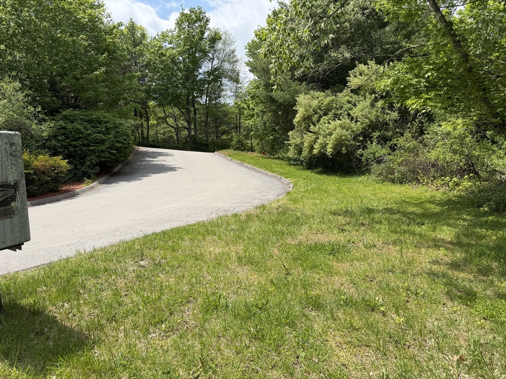 17 Bixby Road, Unit 5 Spencer, MA 01562 - Photo 4 of 6