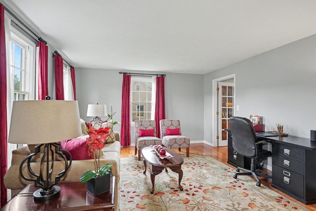 15 Lanthorn Road Northborough, MA 01532 - Photo 15 of 37 a living room with furniture and rug