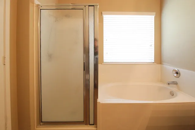 $2,200 | 1508 Colton Lane, Lockhart, TX 78644