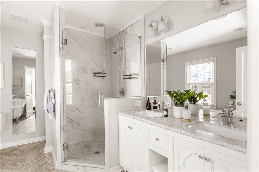 1263 Skyhaven Road Southeast Atlanta, GA 30316 - Photo 12 of 20