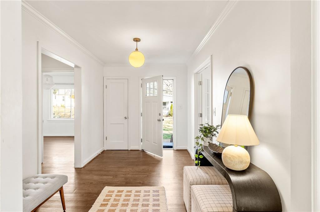 1263 Skyhaven Road Southeast Atlanta, GA 30316 - Photo 3 of 20